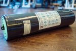 Коврик для йоги 10 мм двухслойный TPE черно-зеленый — изображение 6
